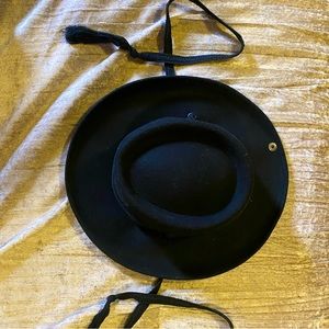 Peter Grimm 100% Wool Black Hat